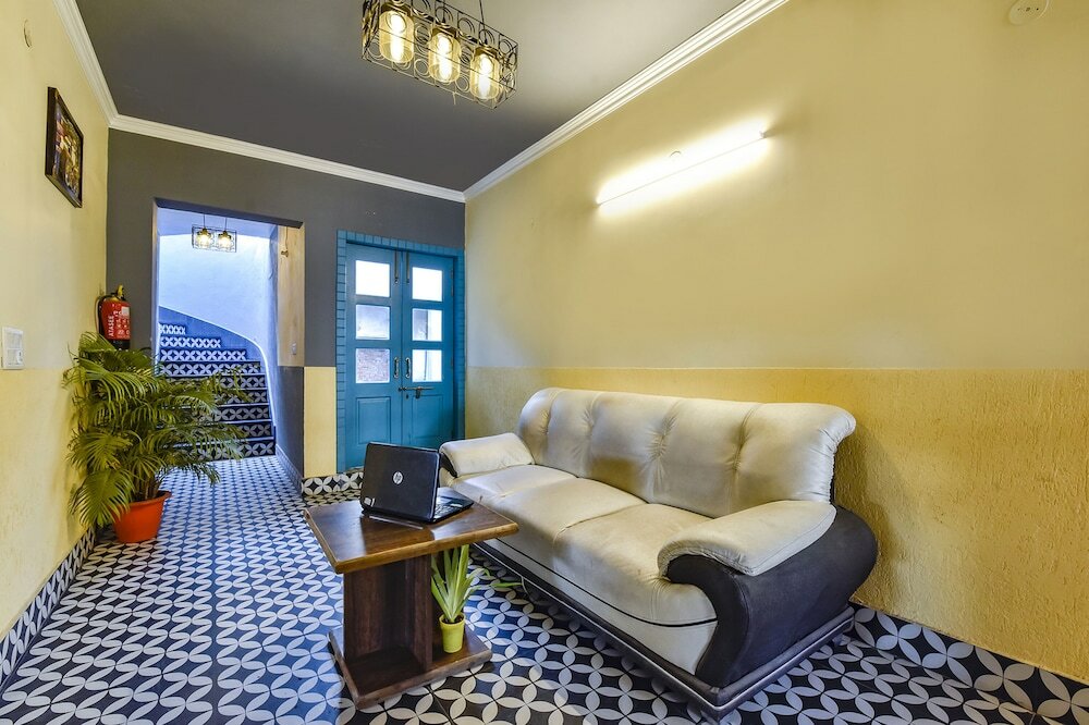 Фото Oyo 4715 Kk Residency