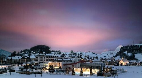 Гостиница Swiss Holiday Park - Hotel в Кантоне Швиц