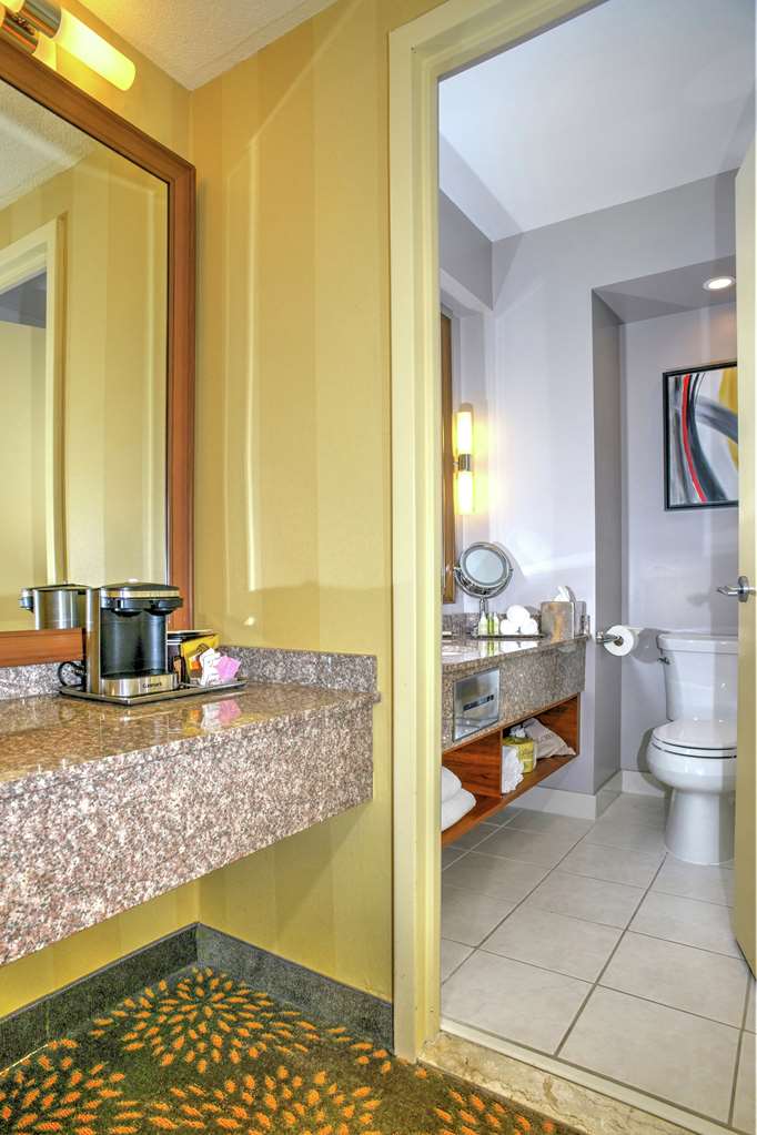 Фото DoubleTree by Hilton Hotel London Ontario