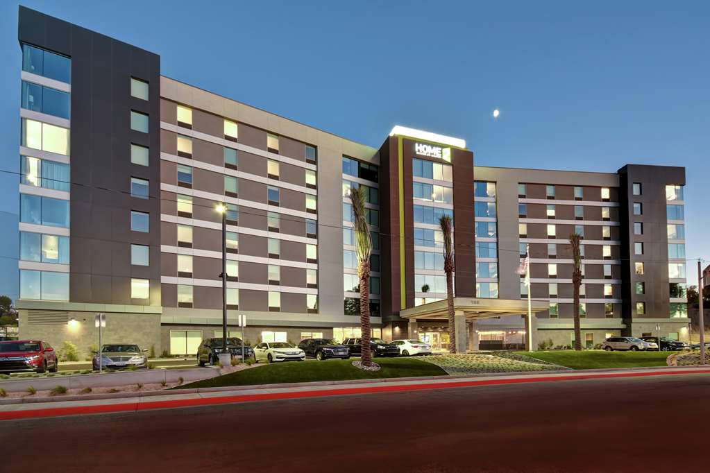 Фото Home2 Suites by Hilton Los Angeles Montebello