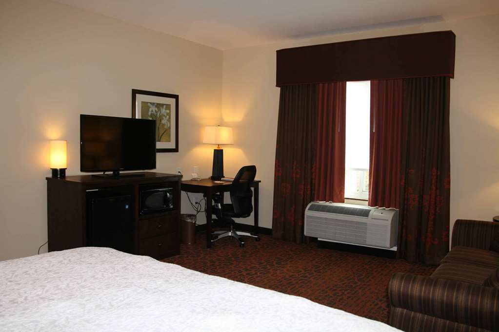 Фото Hampton Inn Union City