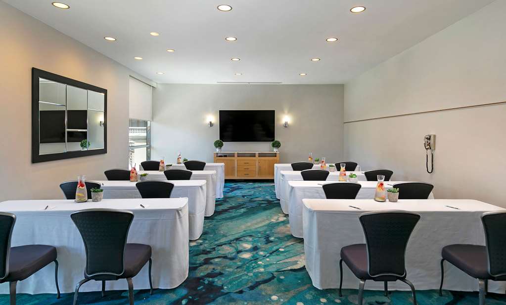 Фото Belamar Hotel Manhattan Beach, Tapestry Collection by Hilton