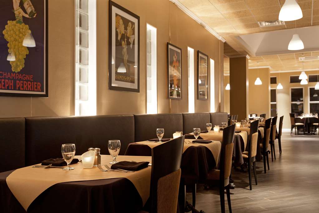 Фото Doubletree by Hilton Cape Cod - Hyannis