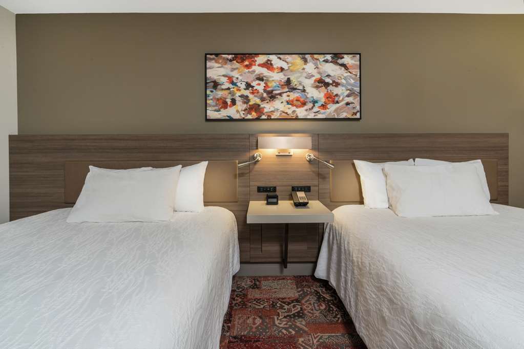 Фото Hilton Garden Inn Syracuse