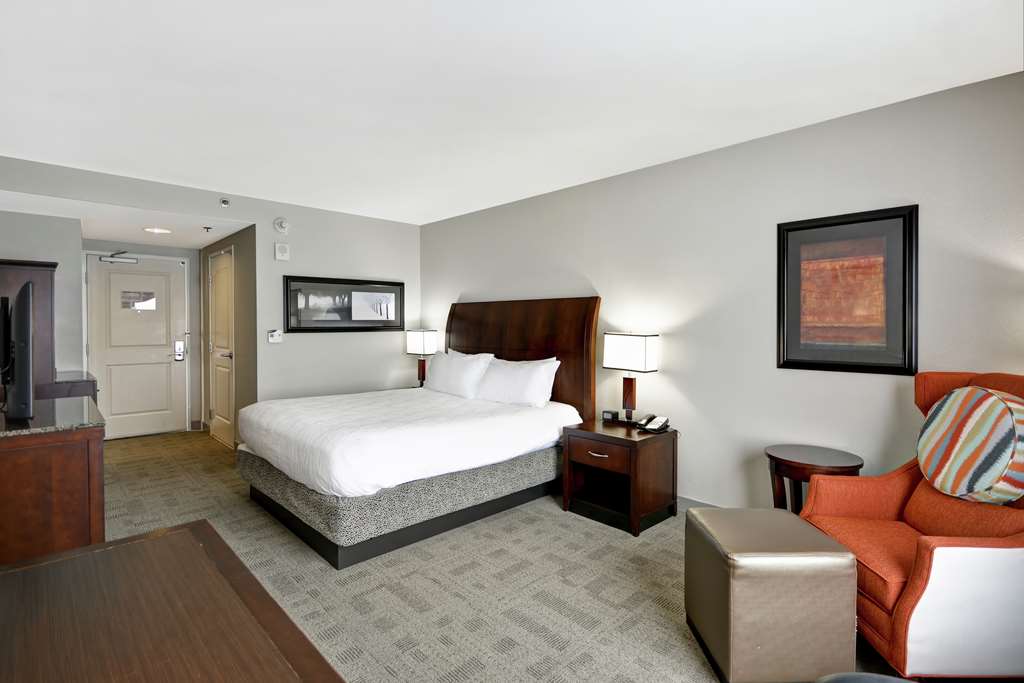 Фото Hilton Garden Inn Toledo Perrysburg