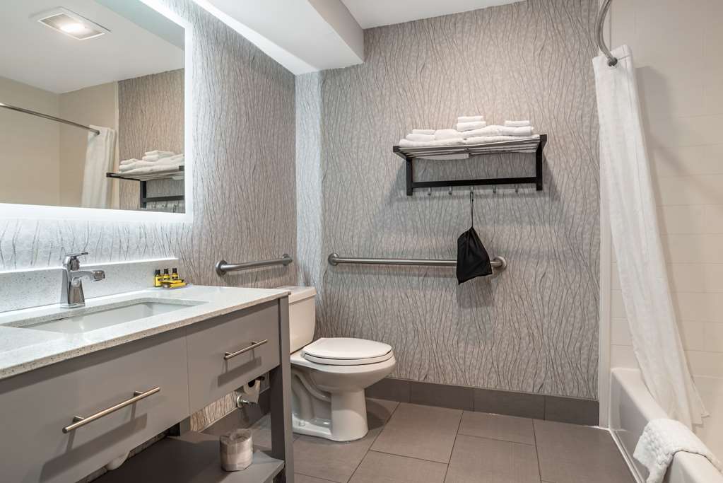 Фото Best Western Plus Jackson Downtown Colliseum