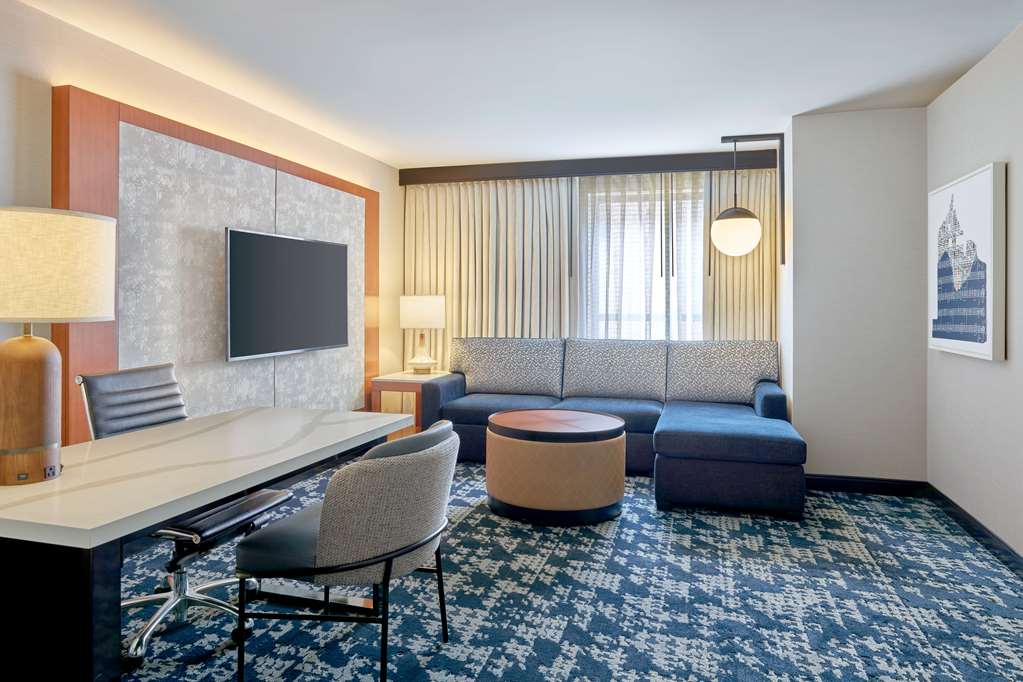 Фото Embassy Suites by Hilton Washington D. C. – Convention Center