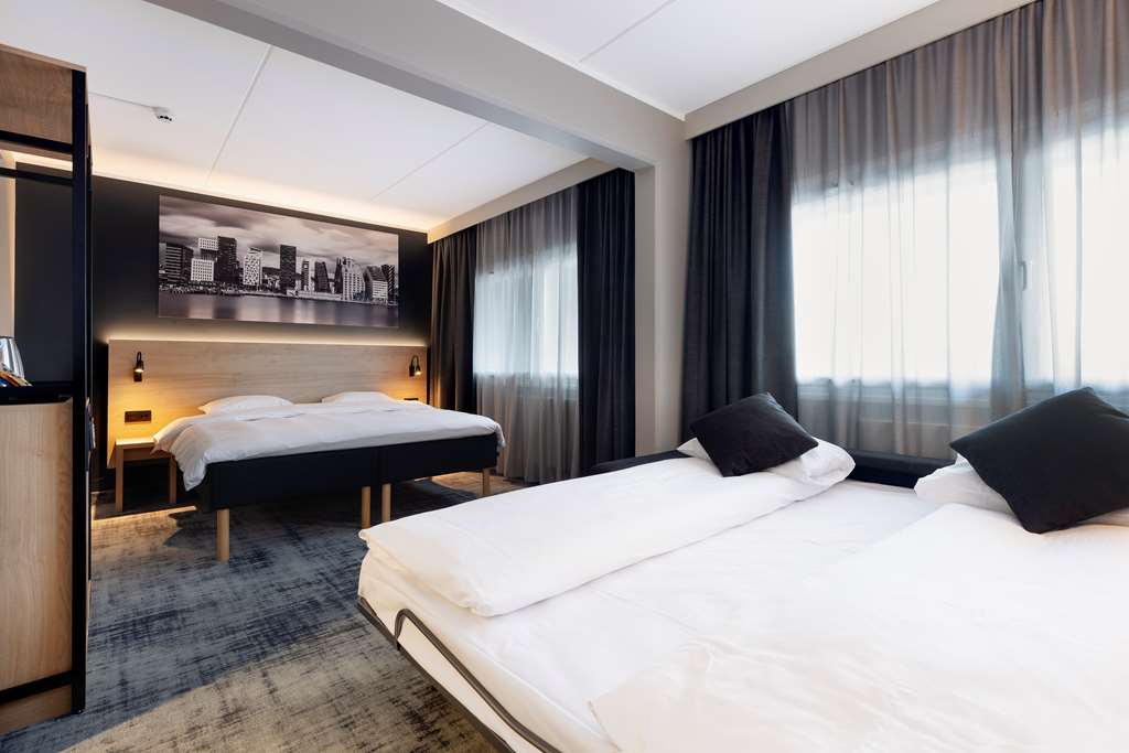 Фото Park Inn by Radisson Oslo Airport Hotel West