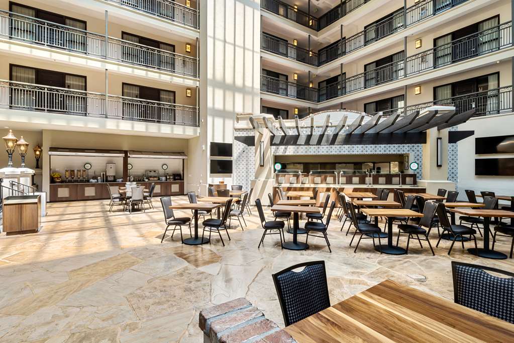 Фото Embassy Suites by Hilton Los Angeles Lax South/El Segundo