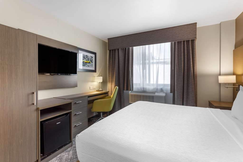 Фото Best Western Brooklyn-Coney Island Inn