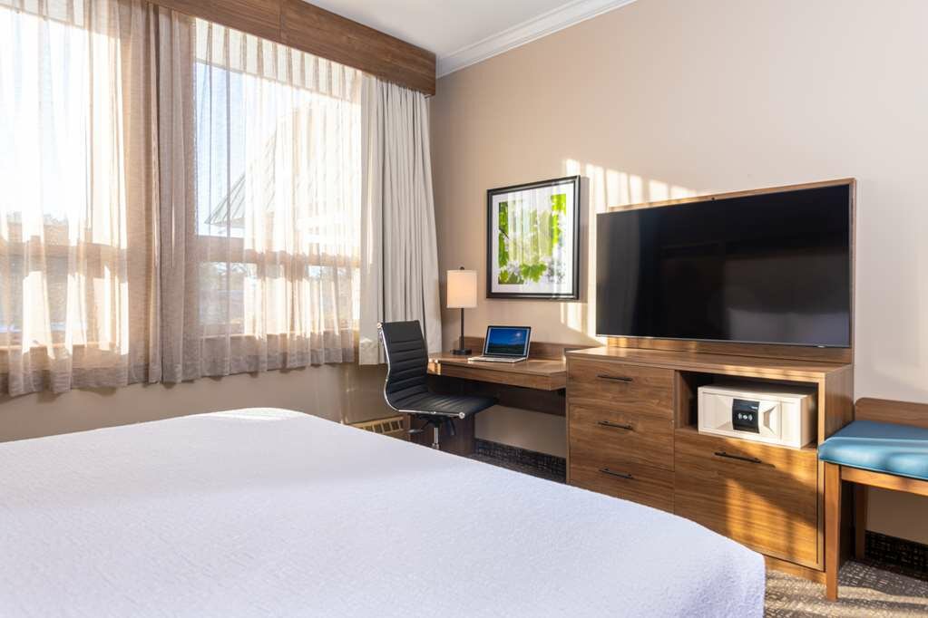 Фото Best Western Plus Waterbury - Stowe