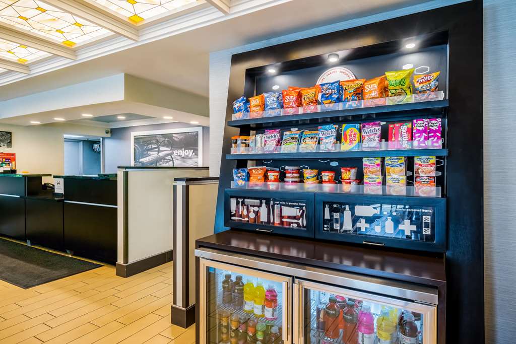 Фото Hampton Inn Dover