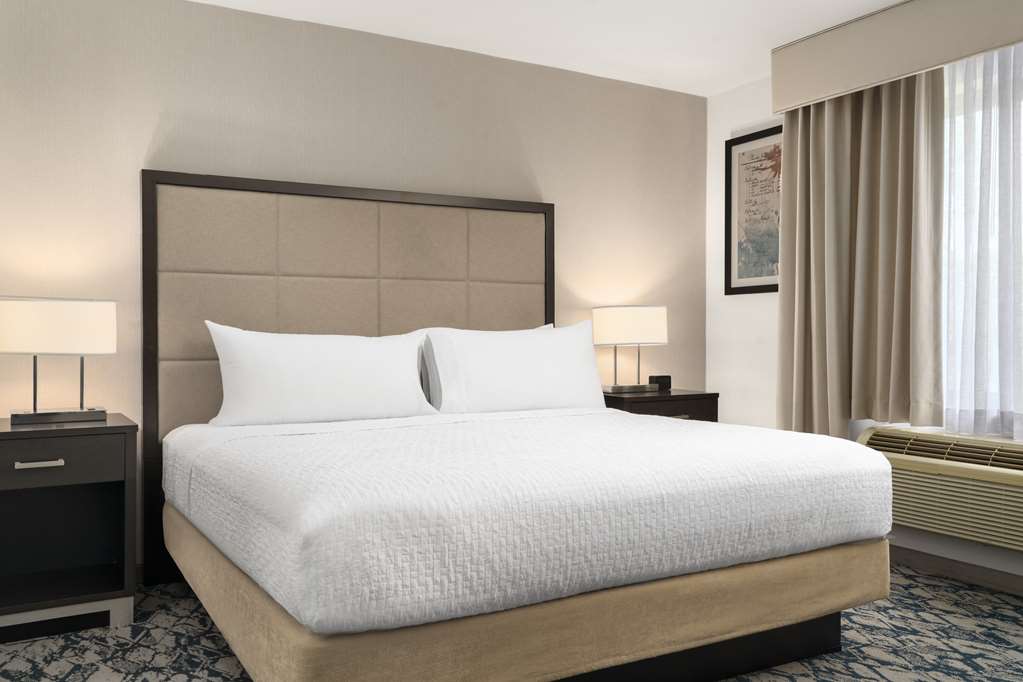 Фото Homewood Suites by Hilton Cambridge-Arlington