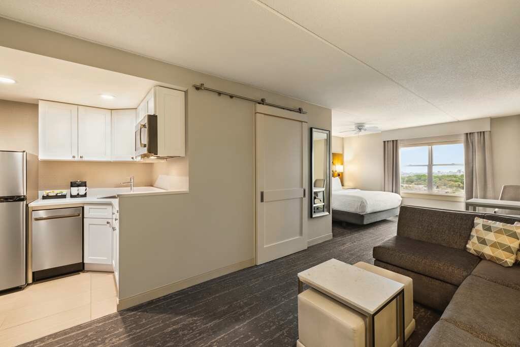 Фото Homewood Suites by Hilton Philadelphia - City Avenue