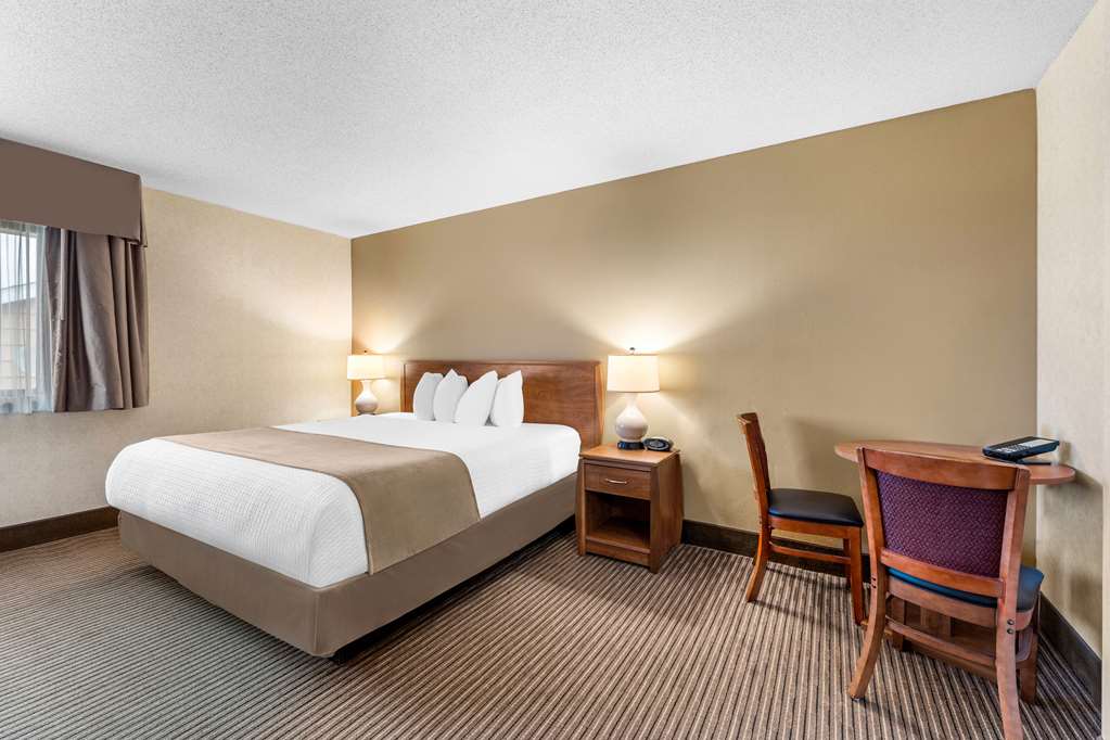 Фото Best Western Vermillion Inn
