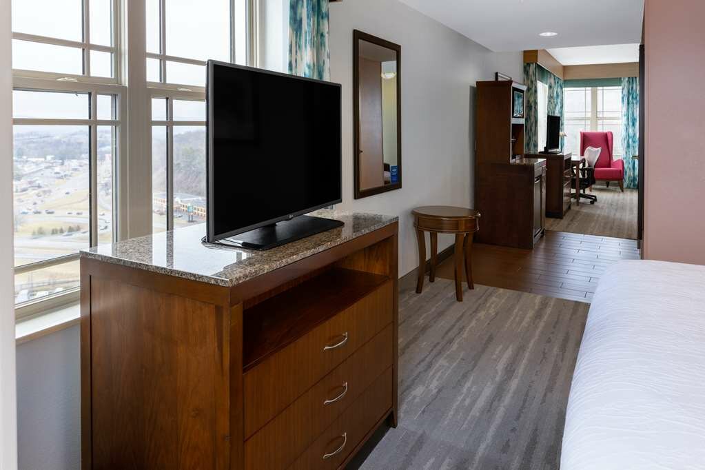 Фото Hilton Garden Inn Roanoke