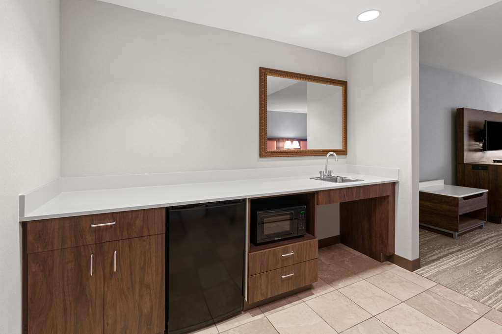 Фото Hampton Inn & Suites Burlington