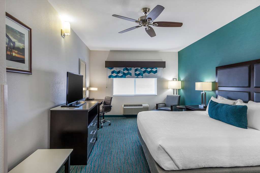 Фото Best Western Plus Taft Inn