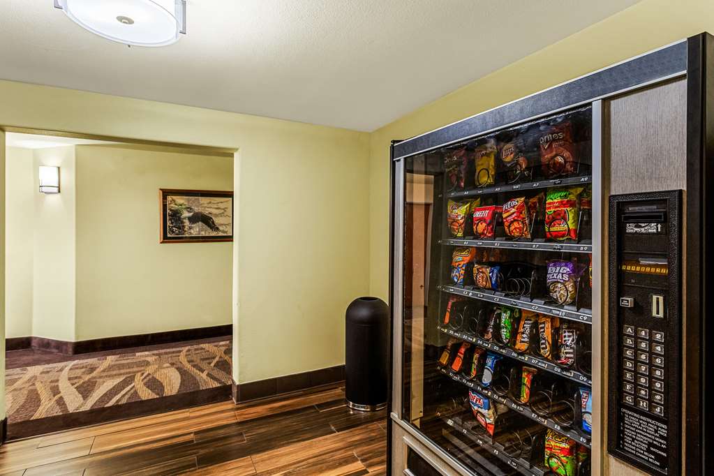 Фото Best Western Rose Quartz Inn