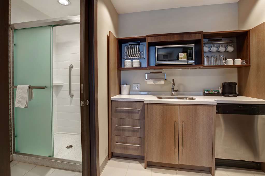 Фото Home2 Suites by Hilton Charlotte Uptown, Nc