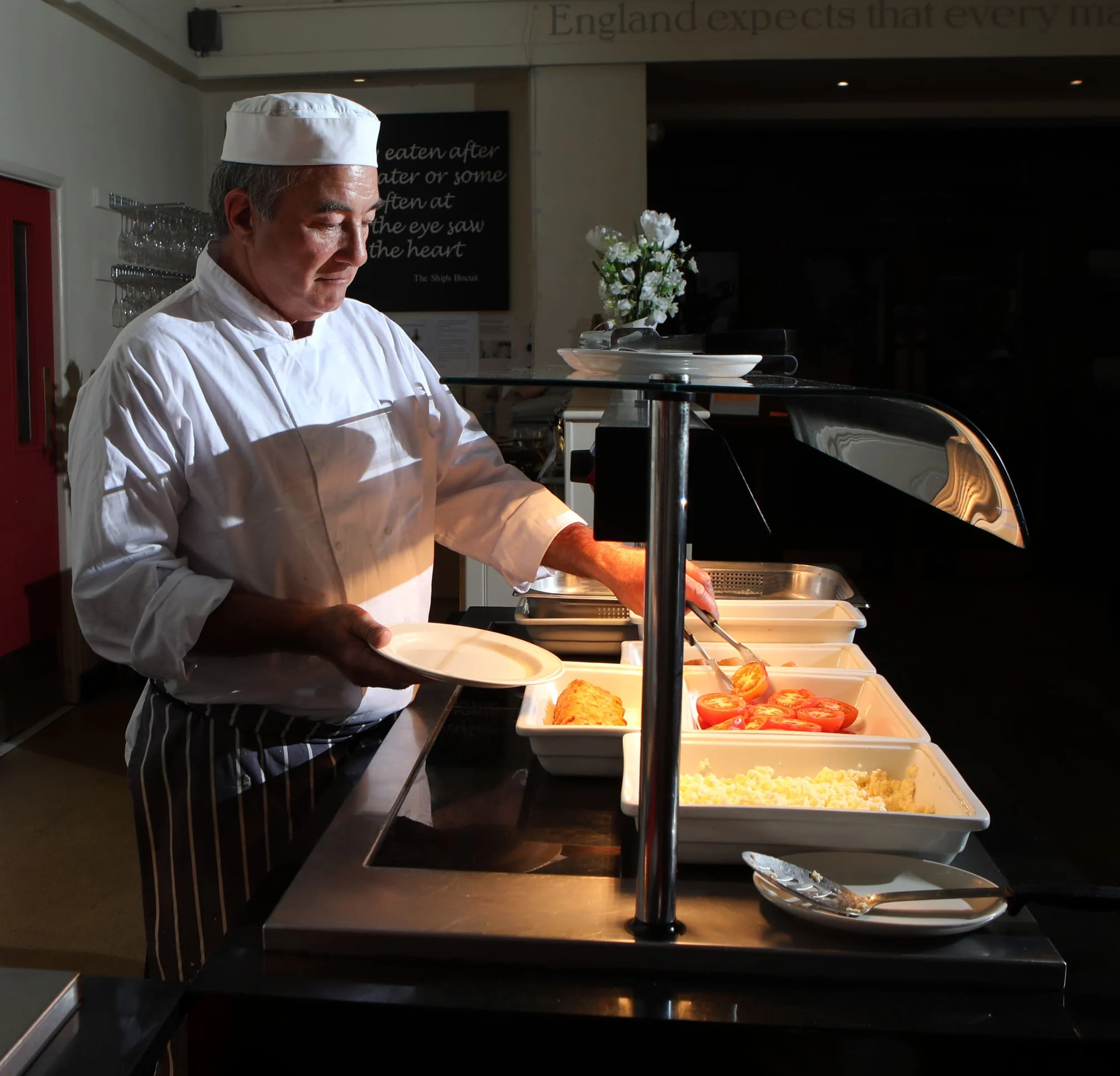 Фото The Royal Maritime Club