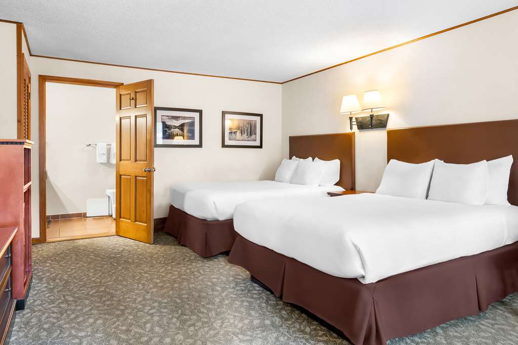 Фото Best Western Adirondack Inn