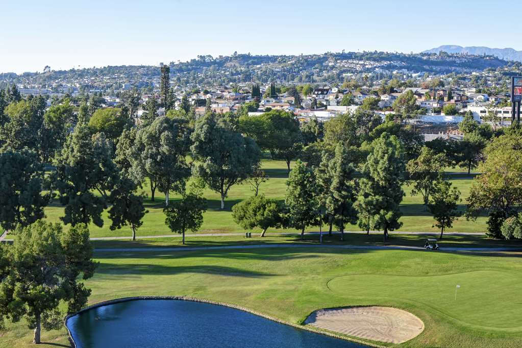 Фото Home2 Suites by Hilton Los Angeles Montebello