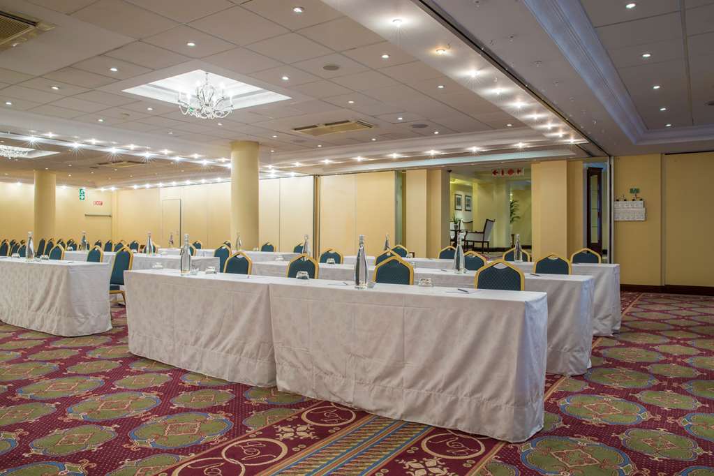 Фото Radisson Blu Le Vendome Hotel, Cape Town