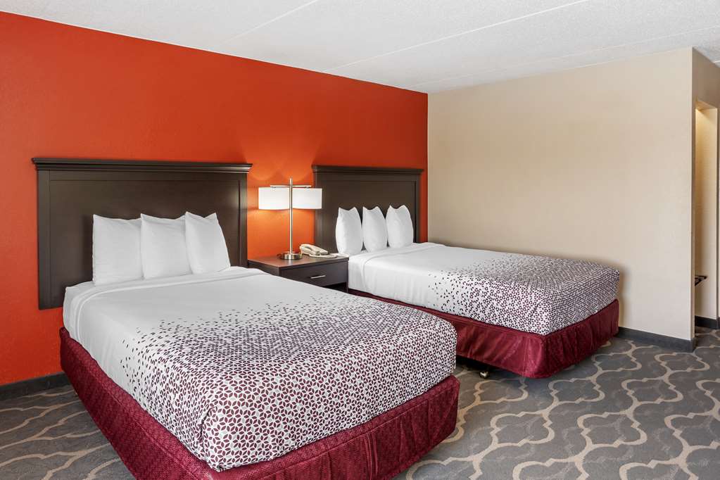 Фото Best Western Inn At Blakeslee-pocono