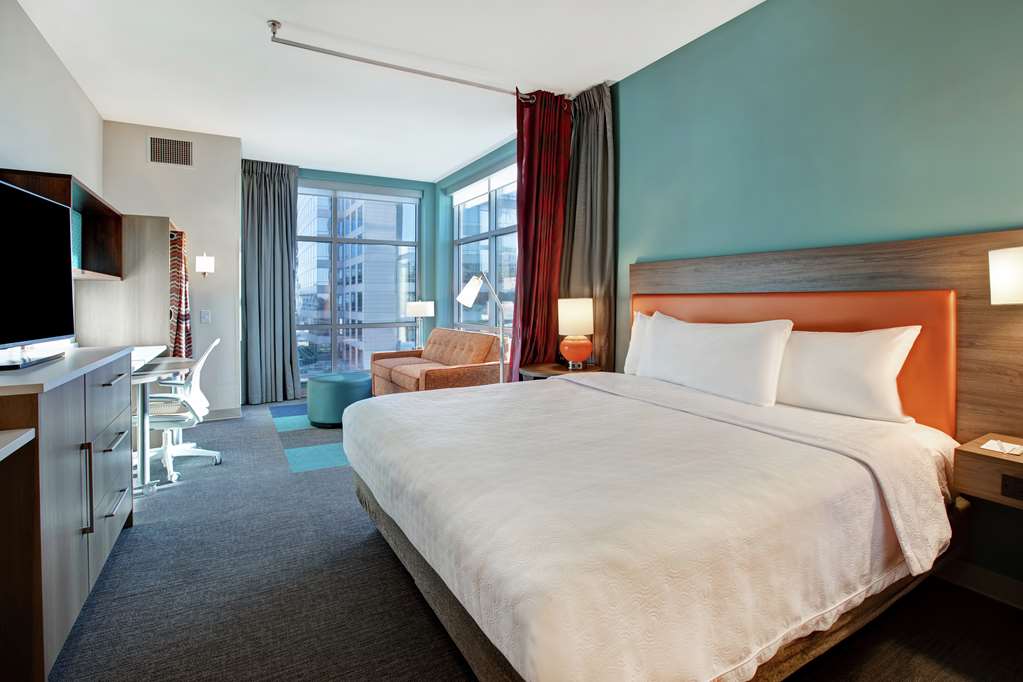 Фото Home2 Suites by Hilton Charlotte Uptown, Nc