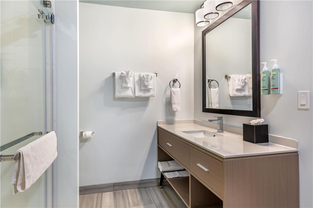 Фото Manchester Inn and Suites