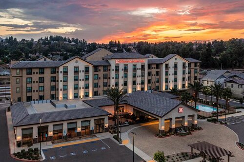 Гостиница Hilton Garden Inn Pomona в Помоне