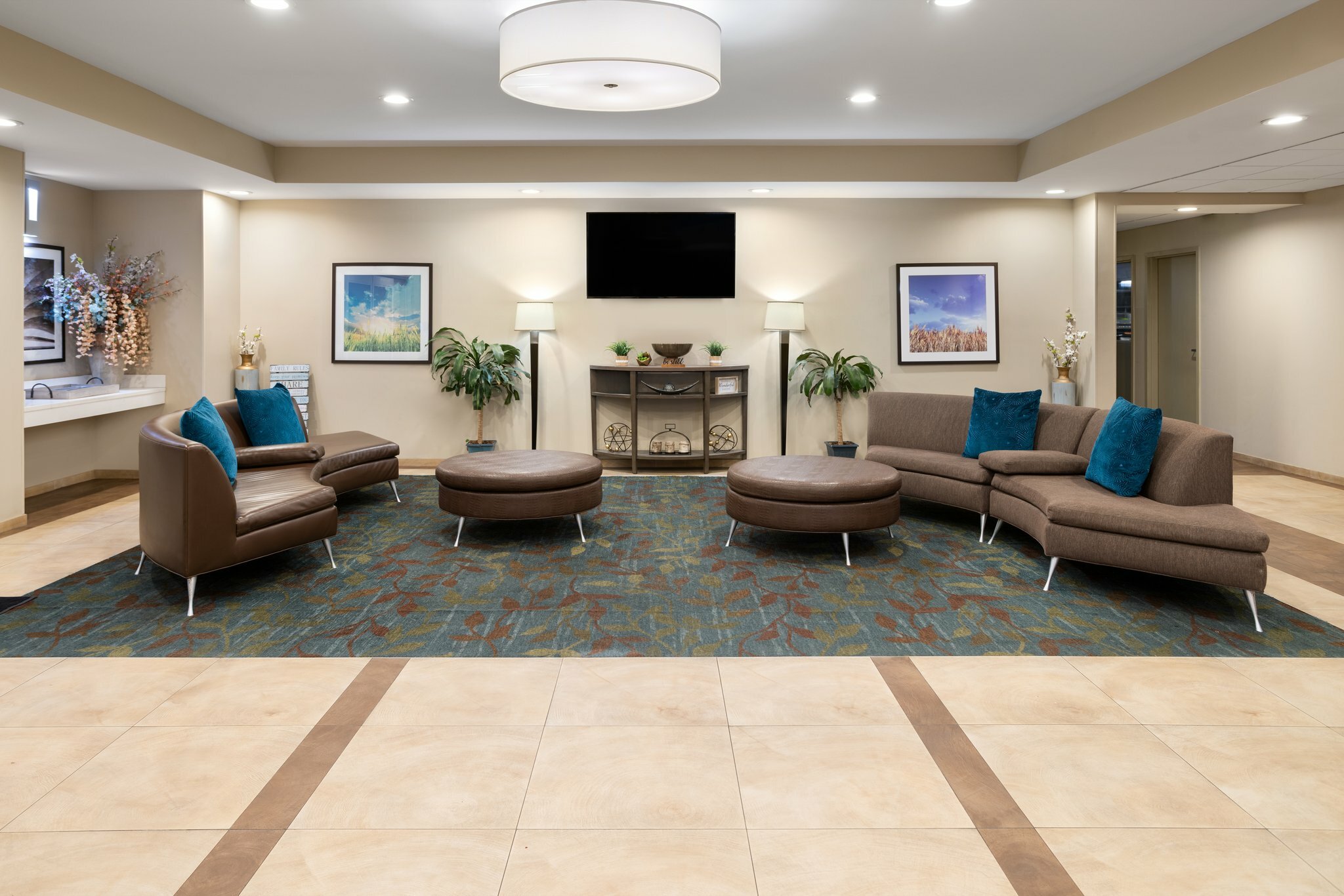 Фото Candlewood Suites Chester - Philadelphia International Airport, an Ihg Hotel