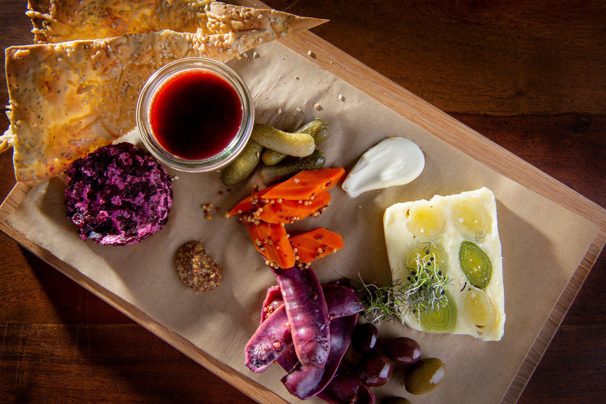 Фото Kimpton Sylvan Hotel, an Ihg Hotel