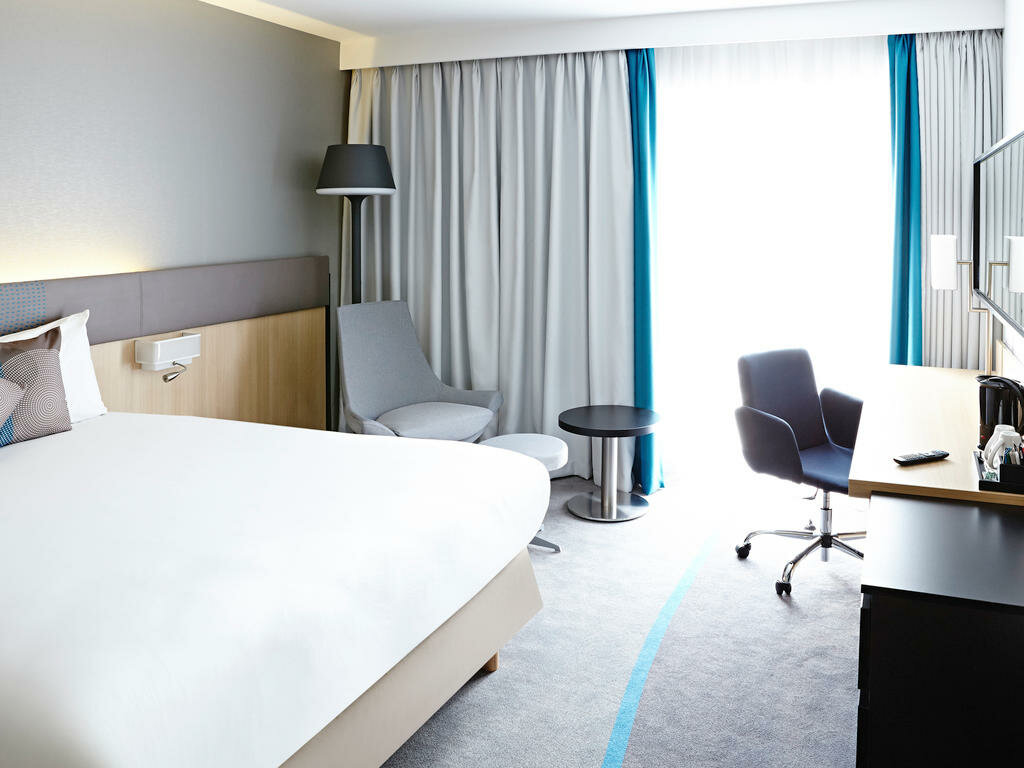 Фото Novotel London Wembley