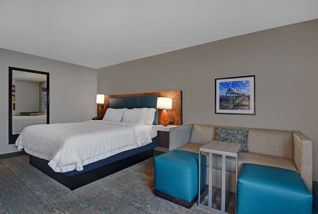 Фото Hampton Inn Charleston/Mount Pleasant-Patriots Point