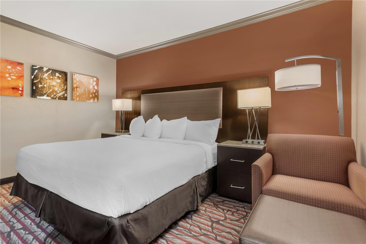 Фото Best Western Plus Brookside Inn
