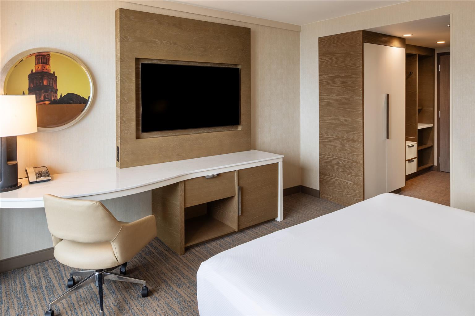 Фото Hilton Cleveland Downtown