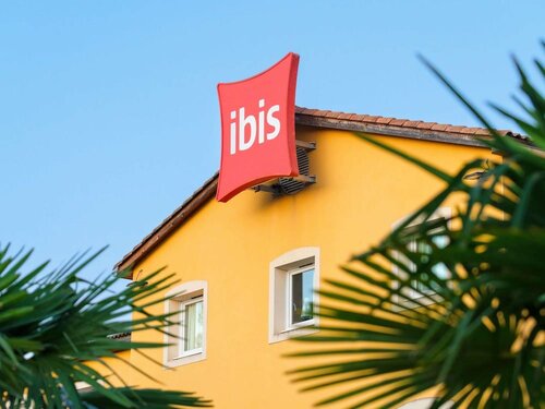 Гостиница Ibis Manosque Cadarache в Маноске