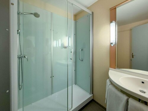 Гостиница Ibis Rennes Beaulieu в Сессон-Севинье
