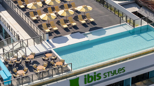 Гостиница Ibis Styles Phuket Bangtao на пляже Сурин