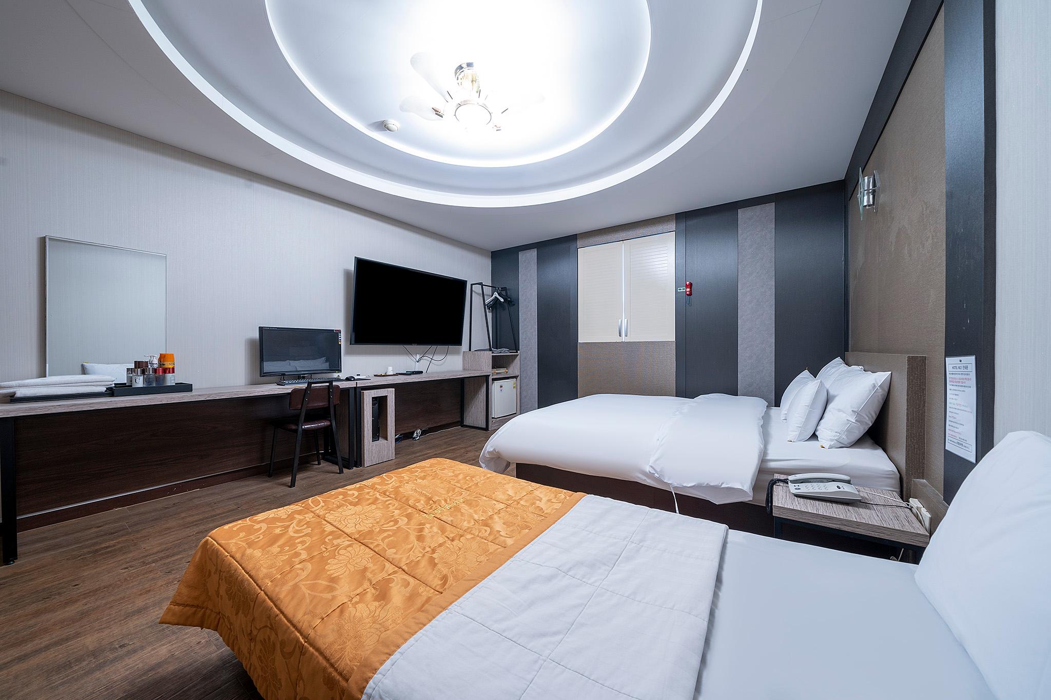 Фото Hotel No. 1