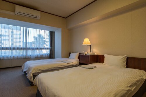 Гостиница Hotel Town Center в Коти