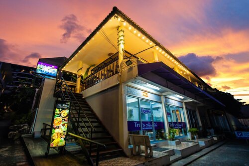 Гостиница Tri's Miracle Kata Beach Side