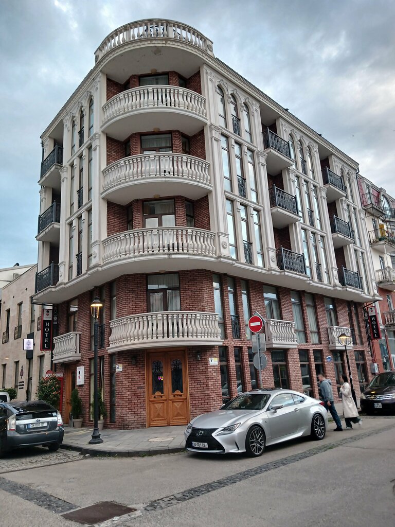 Hotel Hotel London, Batumi, photo