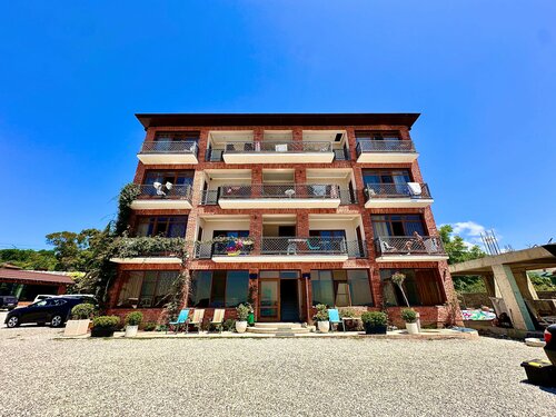 Гостиница Leon Beach Hotel в Новом Афоне
