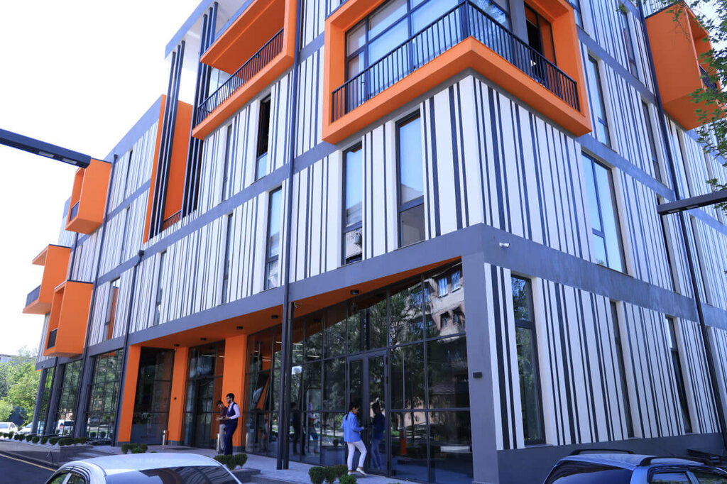 Ish taklifi markazi Youth Globe Xba, Toshkent, foto