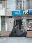 Dulce primavera (Bogotá, Kennedy, Carrera 81D, 8B-51), stationery store