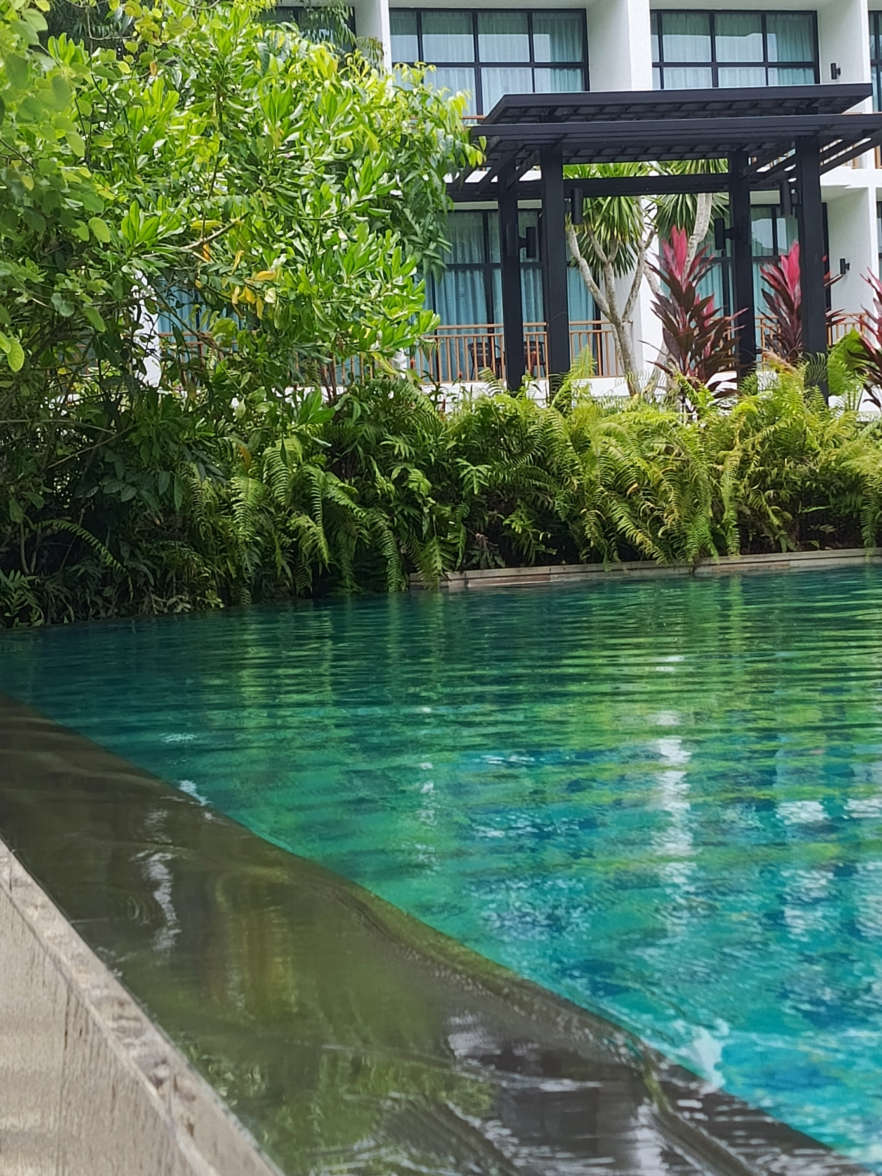 Фото Naithonburi Beach Resort