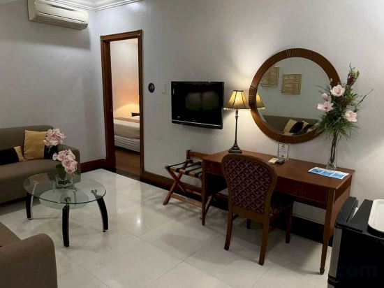Фото VIP Suite Hostel - Makati